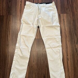 Nike Men’s Golf Pant in Cream/White Size 32 x 32 Slim Fit